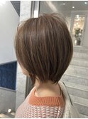 ショートボブ