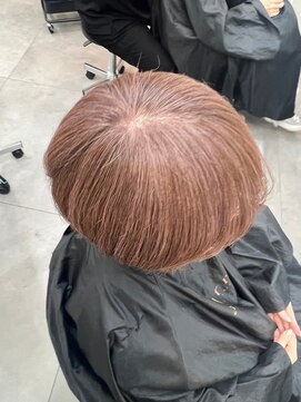 アルトル 池袋(altru) 白髪ぼかしホワイトブラウンチェリーブラウンミニウルフ 元重