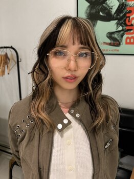 ナージー(NAJEY)の写真/丁寧にカウンセリングし、髪質・肌・普段の恰好に合わせやすい「なりたい」を叶えるカラーをご提案♪