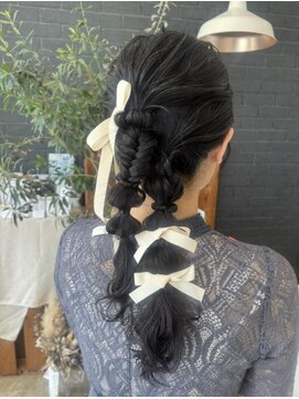 ニド(2do) ヘアアレンジ ポコポコポニーテール