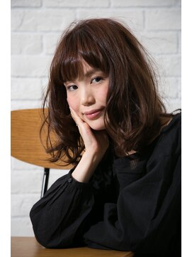 クロコ(Quroco) 脱力系ボブの切りっぱなしロブスタイル