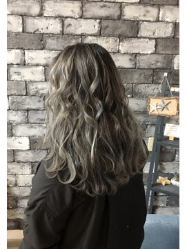 ラヴィエール(LAVIERE by R-EVOLUT) LAVIERE柿本流☆外国人風×3Dハイライト