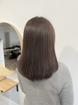 ヘアーサロン 銀 グレージュカラー☆