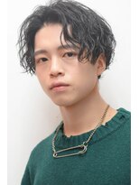 ルックグッドストア(LOOK GOOD STORE)&nbsp;センターパート 韓国マッシュ 刈り上げ ニュアンスパーマ 元町