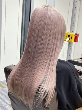 アフューズバイストゥー(Vfuse by StueW) 艶髪アッシュホワイト[倉敷][岡山]