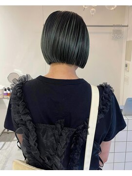 シイ(SIE) 根元あけブリーチデザイン◎