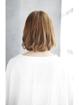 シュシュット(chouchoute) 吉祥寺2分姫カットシアーカラーセミディ美髪質改善ストカール013