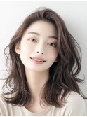 レイヤーボブハイライトブリーチレイヤーハイトーングレージュ