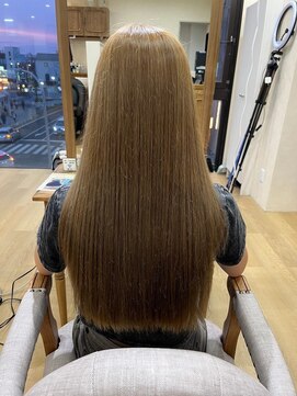 ミラシィ 成田(Mirashy) ハイライトカラーミルクティーベージュレイヤーカット