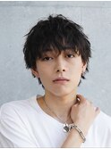 センターパートウルフカットツイストスパイラルパーマゆるめ黒髪