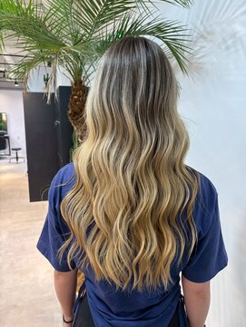 メリー オオサカ(Merly Osaka) バレイヤージュ