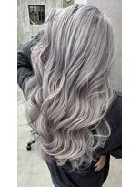 リノート バイ エゴル 名古屋(LINOET by ENGOL)&nbsp;【LINOET 名古屋】中道晶 シルバーカラー