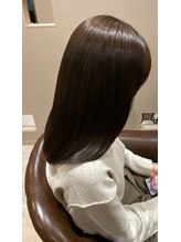 「カットしただけなのに、髪がまとまる!」「手触りが良くなった!」ツヤ髪へ導くカットにこだわり