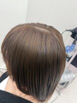 レーヌ(REINE) 白髪染めを使わない馴染ませベージュカラー