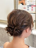 エムツー(mtm)&nbsp;お呼ばれヘア♪アップスタイル