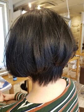 髪質改善サロン WE BE PARSLEY atre 川越店【ウィービーパセリアトレ】 小顔見えが叶う大人可愛いショートヘア