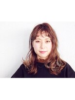 プライベートサロン キッテ(private salon kitte.)&nbsp;抜け感バングなカールウェーブミディ