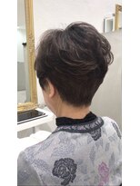 エマ(emma)&nbsp;絶壁防止☆首元スッキリ☆ショートヘア！