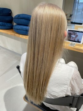 ニキータ(Nikiita) ハニーベージュ　B1232