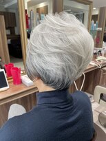 アッシュ 菊名店(Ash) グレイヘアースタイル