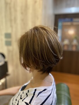 クローバー 上大岡店(CLOVER) 大人ショートボブ