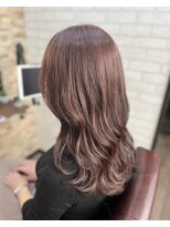 ハサミバイアトリエナガノ 千葉(8sami by atelier nagano)&nbsp;ショートボブ/センターパート/ツヤ髪/グラデーション/イヤリング