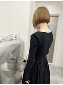 ぱっつんボブ ミニボブ ブロンドベージュ