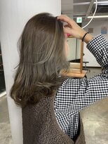 グランデ(GRANDE)&nbsp;オリーブグレージュ/透明感カラー/こなれミディ