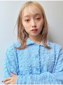 ベージュインナーカラーショートボブレイヤーミディアム前髪