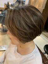 大須賀美容室 けやき通り店&nbsp;白髪ぼかしハイライト