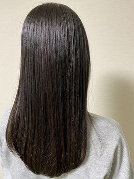 ルッソリベラ 池袋(Lusso libera) トリートメントストレート×地毛風カラー◎30代40代50代