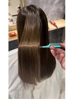 アフォルトゥーナ(A'fortuna)の写真/髪質改善UPTOGLOSSやFLOWDIA、貴方だけのカスタマイズしたケア方法を提案!