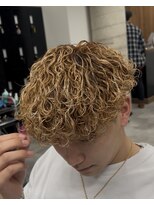 イーラ(era) 波巻きパーマ ツイストスパイラル眉カットメンズパーマ