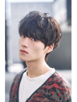 キュー(Cue_)&nbsp;柔らかスパイラルパーマの王道マッシュウルフスタイル2【影山】