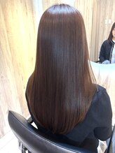 髪質改善で毎朝ラクになるツヤ髪へ