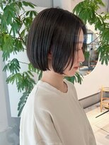 オーラ(ora) 【20代乾かすだけでまとまる前下がりボブ】