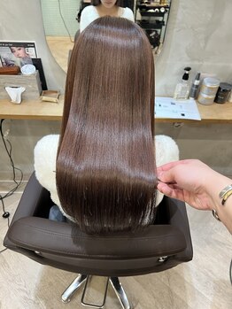 リアン 平塚(Lien)の写真/ゆっくりと過ごせる空間で髪質改善トリートメントを体験して綺麗な艶髪へ!