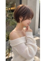 ロンド クラン 岡崎(Lond Clan) 10代20代丸み低め束感ショートボブ