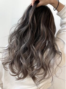 シエスタ バイ アンブルリュクス(siesta by amble luxe) エアタッチグレージュ