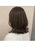 ミディアム×オリーブグレージュ