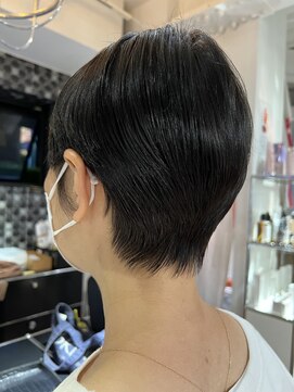 ブリング バイ スノードロップ 吉祥寺(BRING by Snowdrop) ウルフ/マチルダボブ/ピンクベージュ/インナーグレージュ/吉祥寺