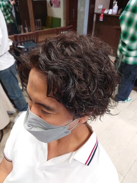 グルーマーズトウキョウ(GROOMER/S TOKYO) 【GROOMER/S 丸山】 ツイストスパイラルパーマ スタイル