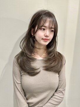 ユニコ(unico) 韓国風/レイヤー/透明感/白髪