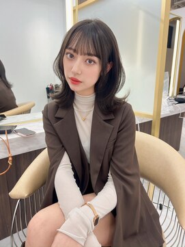 ヴェイ(VEYY.) ミディアムレイヤー　【韓国/韓国ヘア/栄/学割U24】