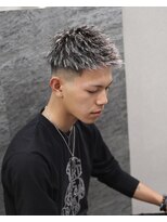 スラッシュ(SLASH)&nbsp;ツイストパーマ/短髪/ハイライトメッシュ/スキンフェード/姫路