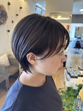 ルシード スタイル レクラ 栄生店(L'UCIDO STYLE L'eclat) 大人ショート