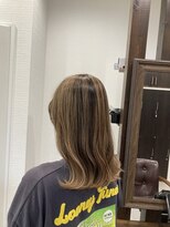 ミミックヘアー(MiMic hair)&nbsp;ミディアム、ハイライト、ベージュ