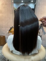 イシン(ISIN)&nbsp;黒髪/縮毛矯正/髪質改善/インナーカラー[保土ヶ谷]