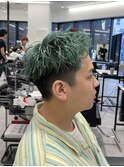 ミントグリーンメンズカット刈り上げショート