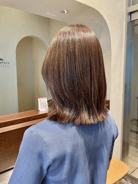 エルサフィロ ヨドヤバシ(el zafiro yodoyabashi) レイヤースタイル　ハイライトカラー